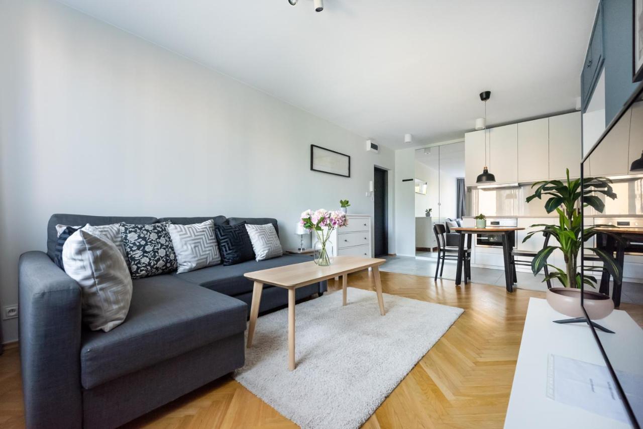 Nowogrodzka Grey Apartment Warsaw Exterior photo